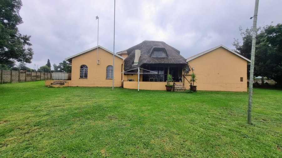 4 Bedroom Property for Sale in Deneysville Free State